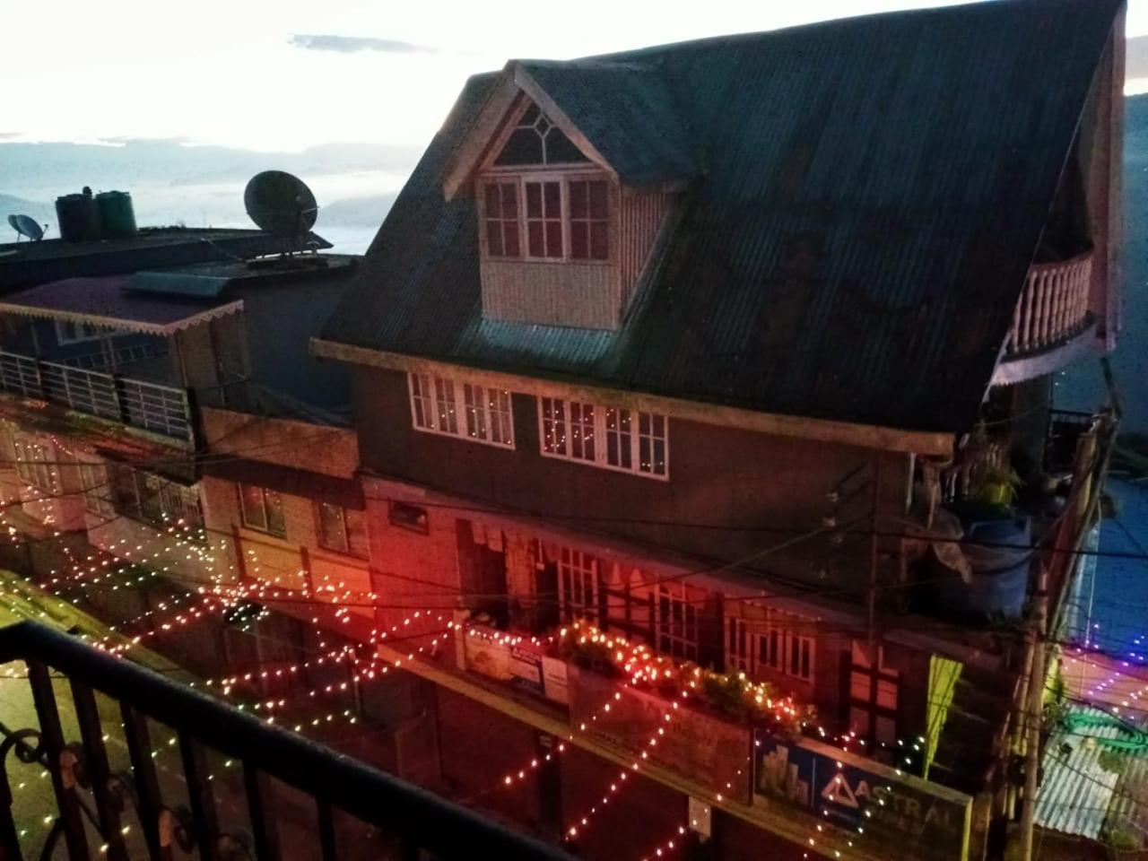 Hostel Backpackers Hub Dardżyling Zewnętrze zdjęcie